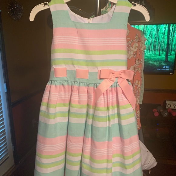 Beautiful girls 6x dress! - Picture 1 of 3